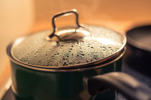Top conseils pour sélectionner un bain marie performant pour la cuisine